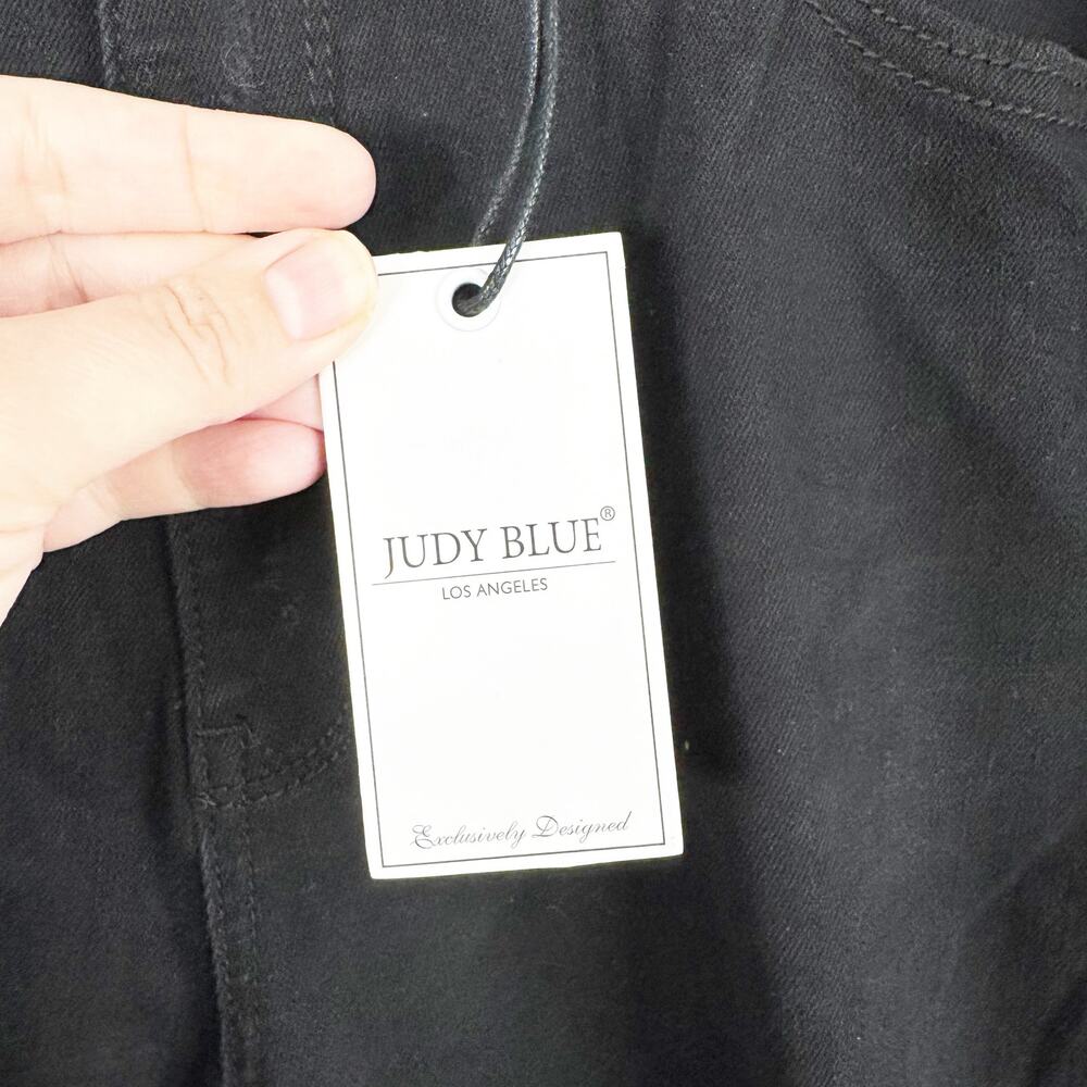 Judy Blue Distressed Boyfriend Fit Black Denim Jeans High Waisted NEW Size 13/31 - Picture 3 of 16